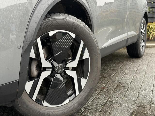 Peugeot 2008 GT Pack 1.2 PureTech 130PK EAT8 Automaat Navigatie, Camera Voor & Achter, Alcantara, Stoelverwarming, Massage