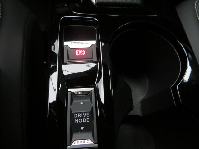 Peugeot 2008 1.2 Hyb 145 Allure