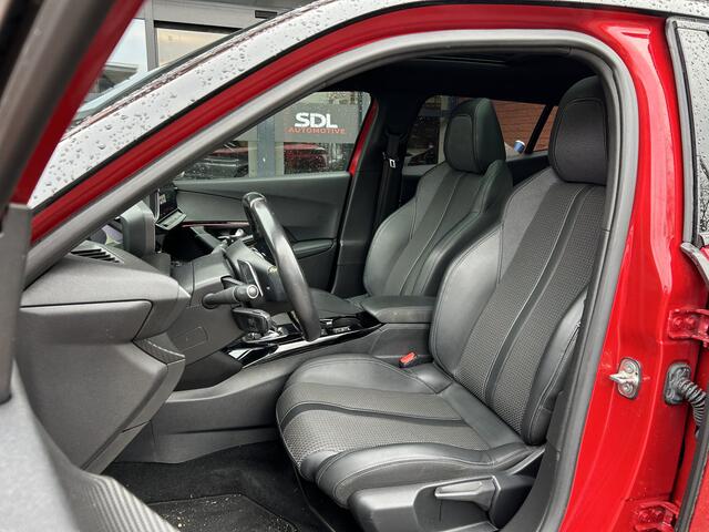 Peugeot 2008 1.2 PureTech GT-Line // NAVI // TREKHAAK// ADAPTIVE CRUISE // CAMERA // SCHUIF-KANTEL DAK