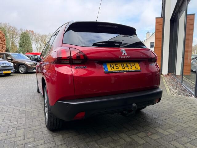 Peugeot 2008 1.2 110pk PureTech Blue Lion,Navi,Airco,Cruise,PDC,Trekhk,Dealer OH