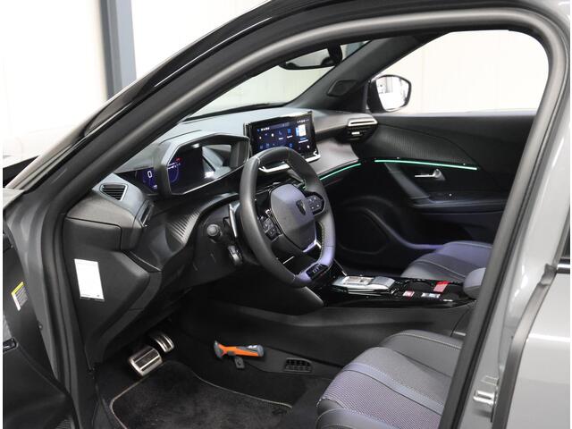 Peugeot 2008 1.2 Hybrid 136PK GT | 1ste eigenaar | AppleCarPlay/AndroidAuto | Climate Control | Cruise Control | 360'Camera | FULL LED | Navigatie | LMV | Parkeersensoren | Privacy Glass | Isofix | Two-Tone | Sfeerverlichting |