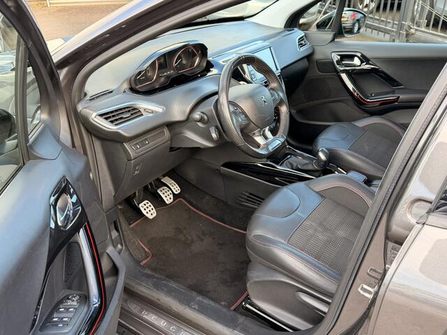 Peugeot 2008 1.2 PureTech GT-line 111 PK, 90.144 KM NAP, 1E EIGENAAR, AIRCO(CLIMA), CRUISE CONTROL, PARKEERSENSOREN, LEDER-/STOF INTERIEUR, GROOT NAVI-BLUETOOTH-MULTIMEDIASYSTEEM, 4X ELEK-RAMEN, ISOFIX, AIRBAGS, CENT-VERGRENDELING, LM-VELGEN, DAKRAILS, LED VERLICHTING