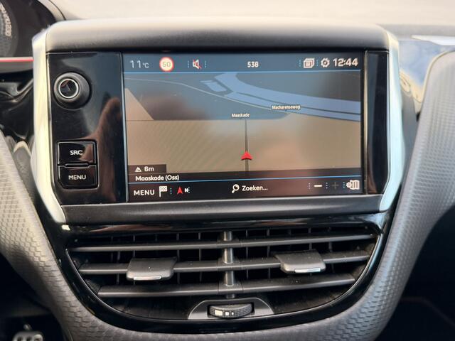 Peugeot 2008 1.2 PureTech GT-line 111 PK, 90.144 KM NAP, 1E EIGENAAR, AIRCO(CLIMA), CRUISE CONTROL, PARKEERSENSOREN, LEDER-/STOF INTERIEUR, GROOT NAVI-BLUETOOTH-MULTIMEDIASYSTEEM, 4X ELEK-RAMEN, ISOFIX, AIRBAGS, CENT-VERGRENDELING, LM-VELGEN, DAKRAILS, LED VERLICHTING