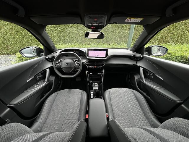 Peugeot 2008 1.2 PureTech 130pk Automaat Allure l ACC l BLIS l CAMERA l ECC l LED l NAVI l 28.000km