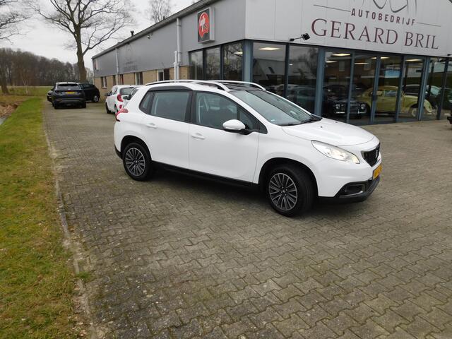 Peugeot 2008 1.2 PureTech Active, Automaat, Panodak