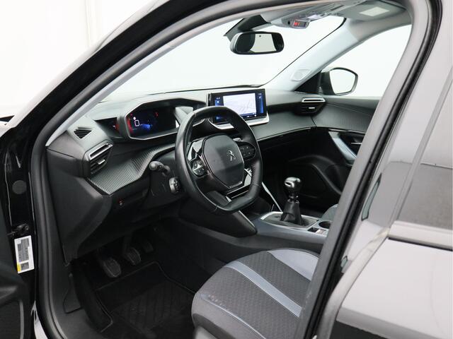 Peugeot 2008 1.2 PureTech Blue Lease Allure/ lage km/ trekhaak!