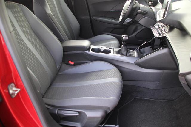 Peugeot 2008 1.2 PureTech 130pk Allure Airco Navi Carplay Keurig onderhouden