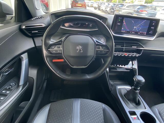 Peugeot 2008 1.2T 130pk Allure | Keyless Entry | 3D Cockpit | Achteruitrijcamera | Navigatie | Parkeersensoren | Apple Carplay/Android Auto