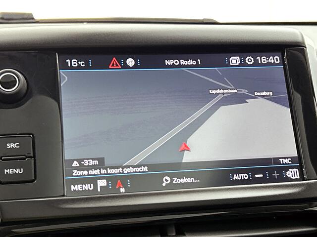 Peugeot 2008 110 pk Allure | Rijklaar | Panoramadak | Trekhaak | Camera |