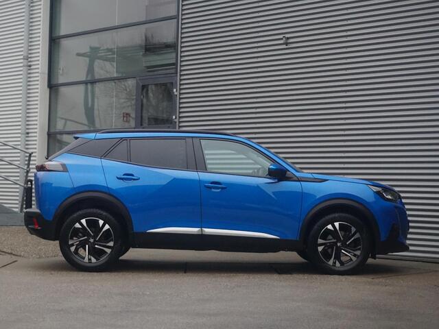 Peugeot 2008 1.2 PureTech Allure Pack All seasonbanden