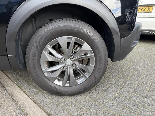 Peugeot 2008 1.2 PureTech Active Pack 131PK | AUTOMAAT | CAMERA | NAVIGATIE | AFN. TREKHAAK RIJKLAAR GELEVERD MET 12 MND BOVAG GARANTIE |