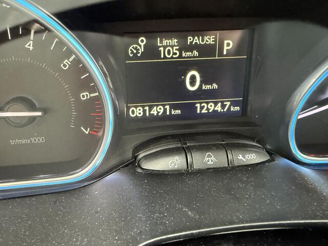 Peugeot 2008 1.2 PureTech Allure ALL-INRIJKLAARPRIJS/Navi/Camera/Glazen dak/Climate Controle