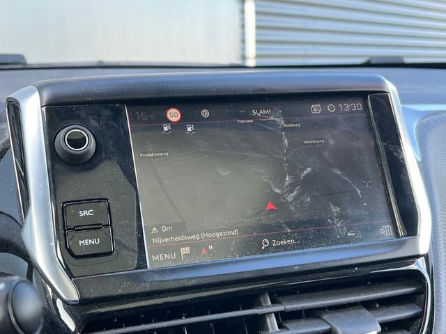 Peugeot 2008 BWJ 2018 | 1.2I 111PK GT-line | PANO DAK | TREKHAAK | LEDER/STOF SPORTSTOELEN | CAMERA A | CLIMA | NAVI |