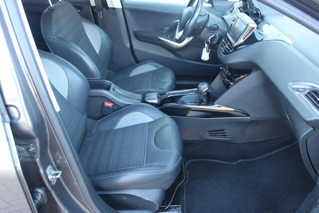 Peugeot 2008 1.2 PureTech 110pk GT-Line Automaat Airco Camera Carplay Zeer mooi