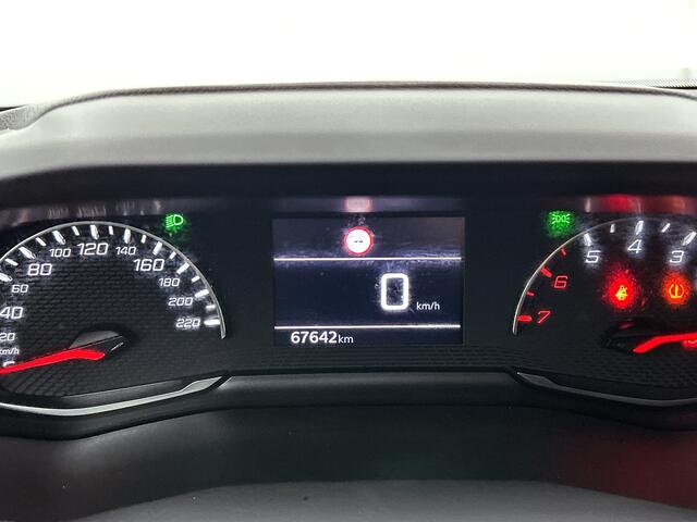 Peugeot 2008 100 pk Allure | Rijklaar | Stoelverwarming | Navigatie | Camera |