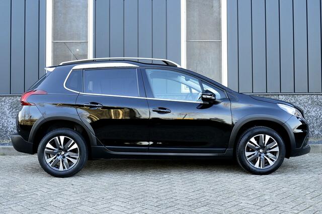 Peugeot 2008 1.2 PureTech Allure Rijklaarprijs-Garantie Panoramadak Apple carplay Airco Leder/stof interieur