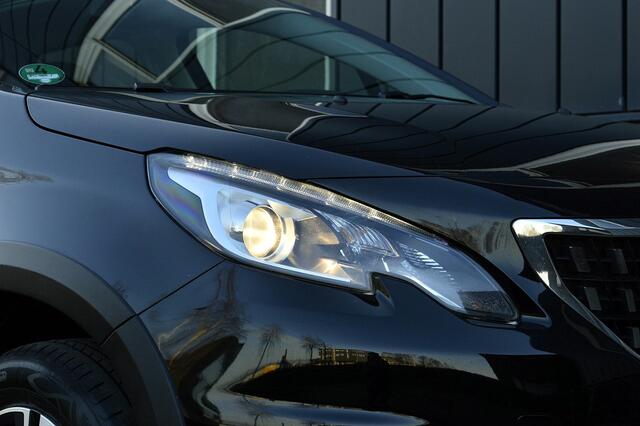 Peugeot 2008 1.2 PureTech Allure Rijklaarprijs-Garantie Panoramadak Apple carplay Airco Leder/stof interieur