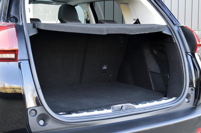 Peugeot 2008 1.2 PureTech Allure Rijklaarprijs-Garantie Panoramadak Apple carplay Airco Leder/stof interieur