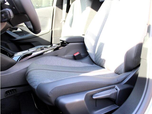 Peugeot 2008 1.2 Hybrid 110 Allure VOORRAAD KORTING