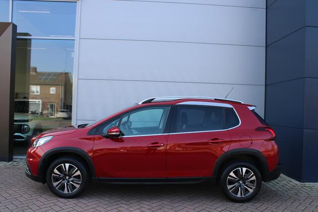 Peugeot 2008 1.2 PureTech 130pk Allure Automaat Airco Navi Camera Panoramadak 31.894km 1e eigenaar