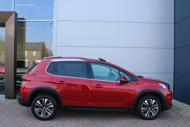 Peugeot 2008 1.2 PureTech 130pk Allure Automaat Airco Navi Camera Panoramadak 31.894km 1e eigenaar