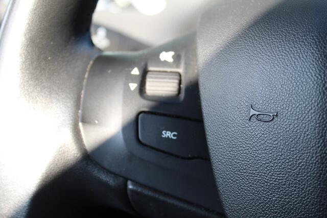 Peugeot 2008 1.2 PureTech Active//AUTOMAAT!!