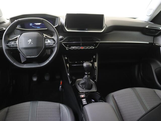 Peugeot 2008 1.2 PureTech Allure Pack | Stoelverwarming | Camera | Carplay | Navigatie |