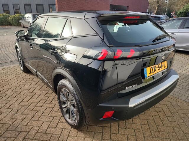 Peugeot 2008 1.2 PureTech Active Pack Camera Led Navi-Carplay Android Cruise-Control
