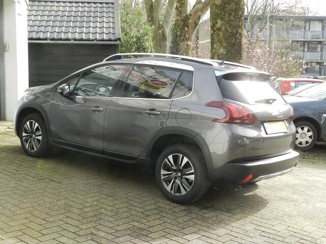 Peugeot 2008 1.2 81KW 110PK PureTech Allure Apple en Android Half Leer Panodak