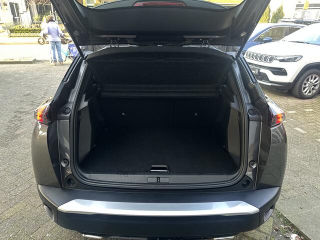 Peugeot 2008 1.2 PureTech Allure Pack 131PK Automaat Navi/Tel/Camera