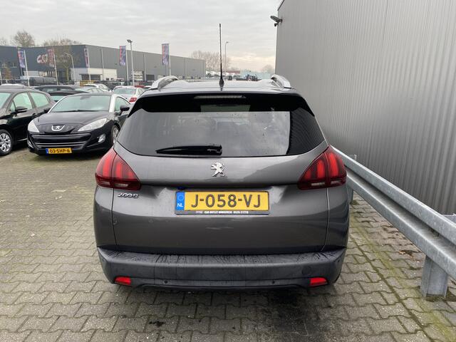 Peugeot 2008 1.2 PureTech Blue Lion Clima, CC, Carplay, Navi, PDC & Cam. LM, - Inruil Mogelijk -