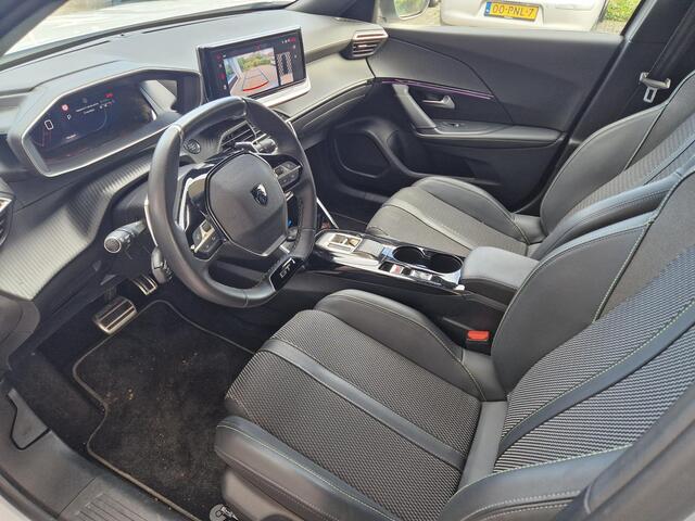 Peugeot 2008 1.2T 130pk Automaat GT | Climate & Cruise Control | AppleCarplay/Android Auto | Achteruit Rijd Camera | LED |