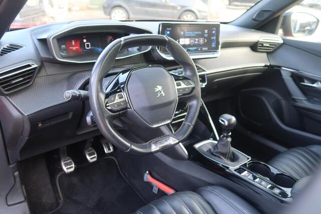 Peugeot 2008 1.2 PureTech GT-Line RIJKLAAR Pano,DigDash,Keyless