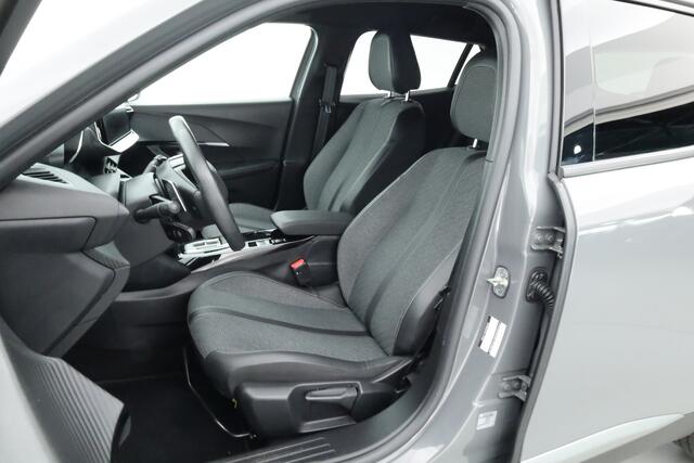 Peugeot 2008 1.2 PureTech 130 GT | Navi | Camera | Apple CarPlay | Afn. Trekhaak | All Seasons | Clima