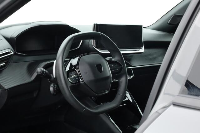 Peugeot 2008 1.2 PureTech 130 GT | Navi | Camera | Apple CarPlay | Afn. Trekhaak | All Seasons | Clima