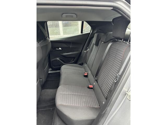 Peugeot 2008 1.2 PureTech Active Pack