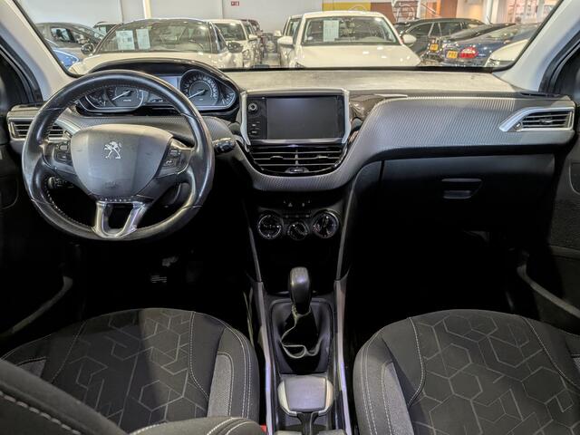 Peugeot 2008 1.2 PureTech Blue Lion Panoramadak, Airco, Stuurbekrachtiging