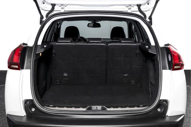 Peugeot 2008 1.2 PureTech 130 PK GT-line Orig. NL | Cruise | PDC | Camera | NAV + App. Connect | ECC | DAB | Trekhaak | LM 17" |