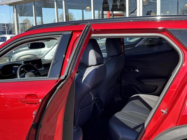 Peugeot 2008 1.2 PureTech Allure | Luxe uitvoering | Navigatie | Autom. Airco | Parkeersens. | Camera | Startknop