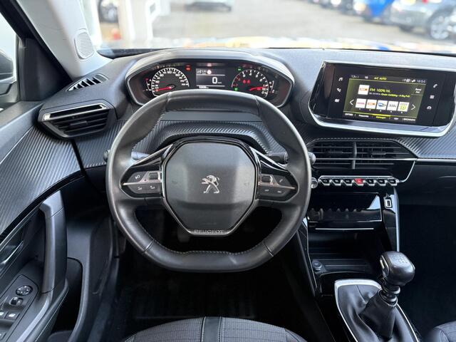 Peugeot 2008 1.2T 130pk Allure | Navigatie | Achteruitrijcamera | Keyless start | Parkeersensoren | Apple Carplay/Android Auto