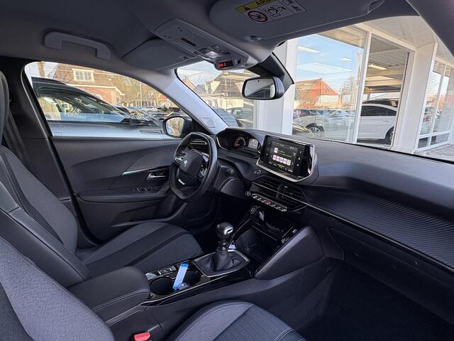 Peugeot 2008 1.2T 130pk Allure | Navigatie | Achteruitrijcamera | Keyless start | Parkeersensoren | Apple Carplay/Android Auto