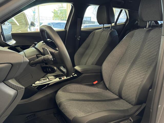 Peugeot 2008 1.2 Hybrid 136 Allure | Automaat | Clima | PDC | Navi | Cruise | Carplay | DAB | ( Vesteging - Nieuwegein )