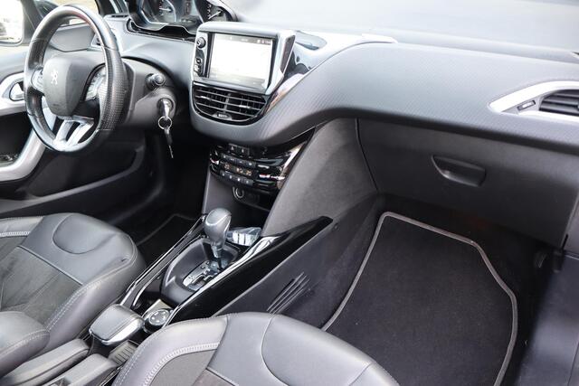 Peugeot 2008 1.2 PureTech Blue Lion Panoramadak, Navigatie, Apple Carplay, Camera, Cruise control