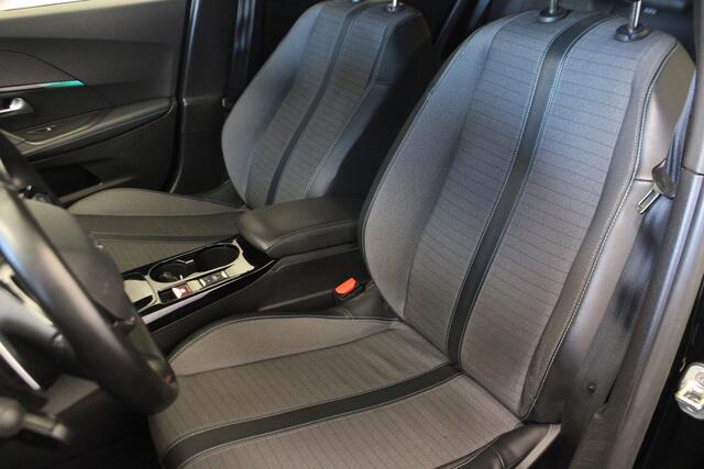 Peugeot 2008 1.2 PureTech Allure |Navi|Camera|