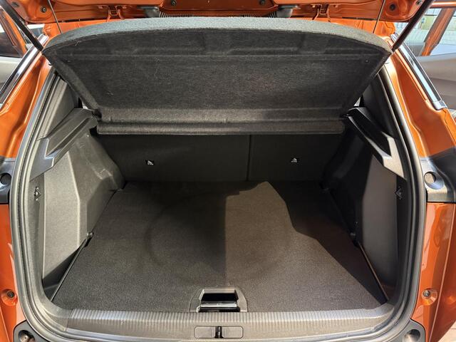 Peugeot 2008 1.2 PureTech Allure Automaat !!!