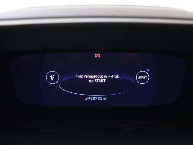Peugeot 2008 1.2 PureTech GT EAT8 130PK | Carplay | Camera | Navigatie | Keyless Start |