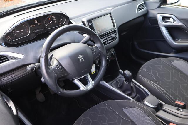 Peugeot 2008 1.2 PureTech Blue Lion .