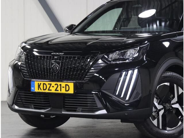 Peugeot 2008 1.2 Hybrid 145 GT | VOORRAAD KORTING ¤7001,- | Navigation Pack | Vision Pack | Drive Assist Plus Pack | Voyageur Pack