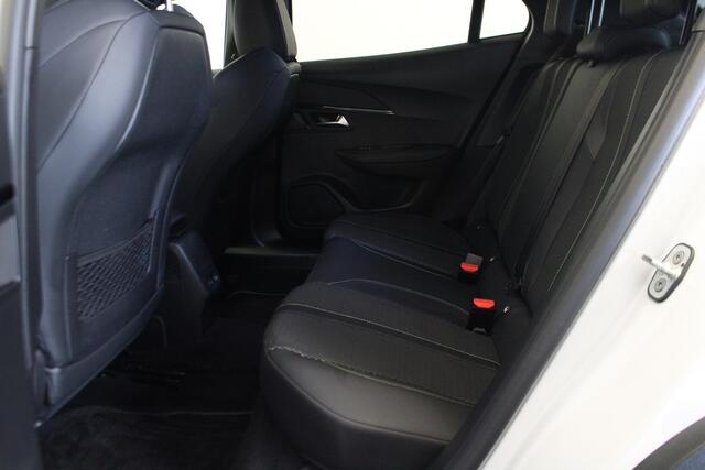 Peugeot 2008 1.2 PureTech 130 GT |Camera|Navi| *Pasen Geopend!*