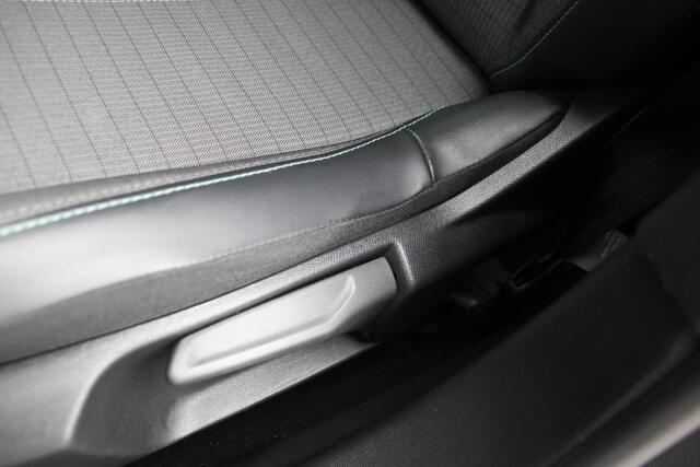 Peugeot 2008 1.2 PureTech Allure Pack Airco Navi Camera Carplay 1e eigenaar dealer onderhouden